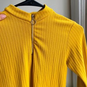 Zip-up High Neck Blouse